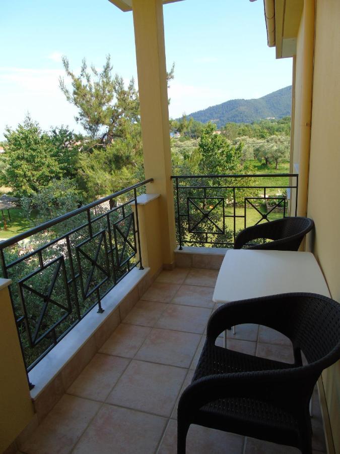 Nostos Studios Golden Beach Chrisi Ammoudia Eksteriør billede
